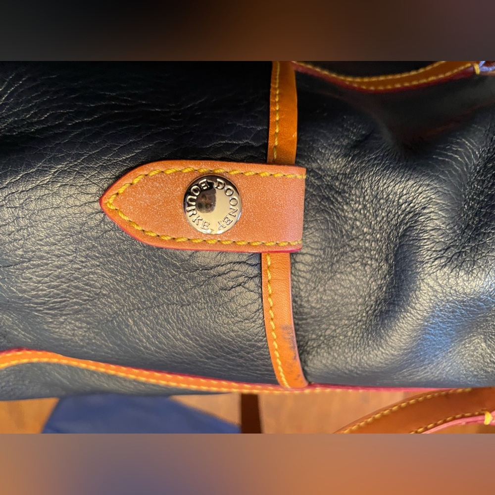 Dooney and Bourke medium tote - Picture 6 of 8